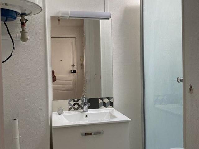 Location Appartement 2 pièces 24m² FONTAINEBLEAU 77300