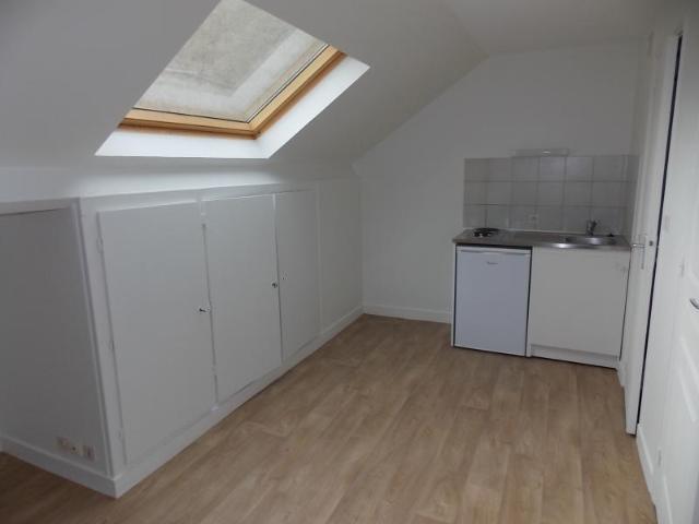 Location Appartement 2 pièces 24m² TOURS 37000