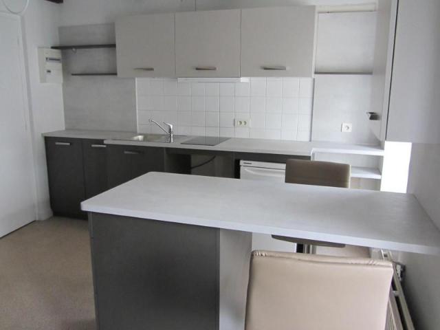 Location Appartement 2 pièces 24m² USSEL 19200
