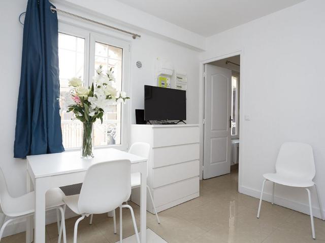 Location appartement 2 pièces, 25.82m², Aubervilliers