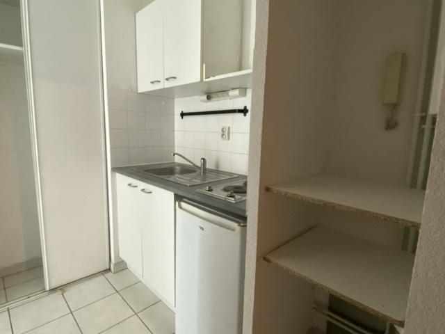 Location Appartement 2 pièces 25m² MONTPELLIER 34070
