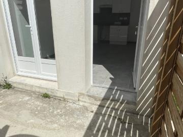 Location Appartement 2 pièces 25m² ST MAUR DES FOSSES 94210
