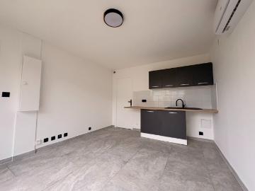 Location appartement 2 pièces, 26.02m², Menucourt