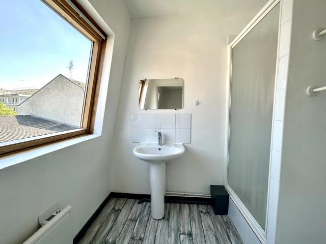 Location Appartement 2 pièces 26 m2 à Saint Quentin