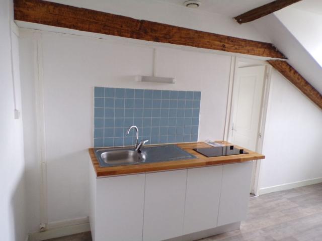 Location Appartement 2 pièces 26m² LA FLECHE 72200