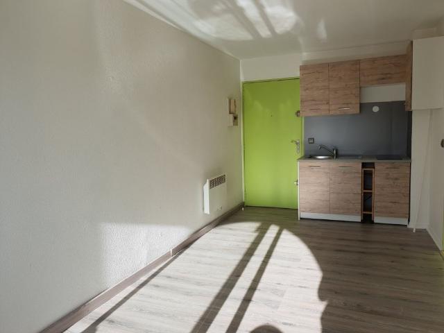 Location Appartement 2 pièces 26m² SETE 34200