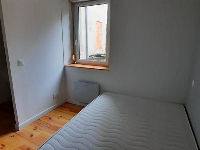 Location Appartement 2 pièces 26m² PAMIERS 09100