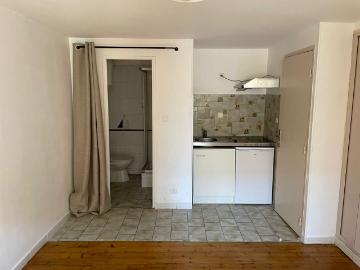 Location appartement 2 pièces, 28.00m², Cordes sur Ciel