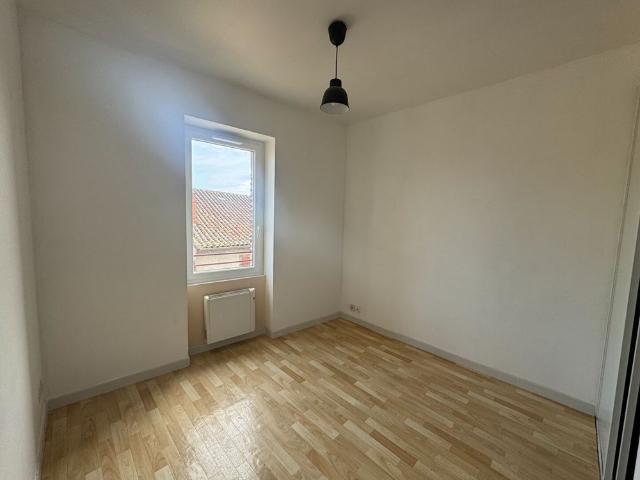 Location appartement 2 pièces, 28.00m², Cordes sur Ciel
