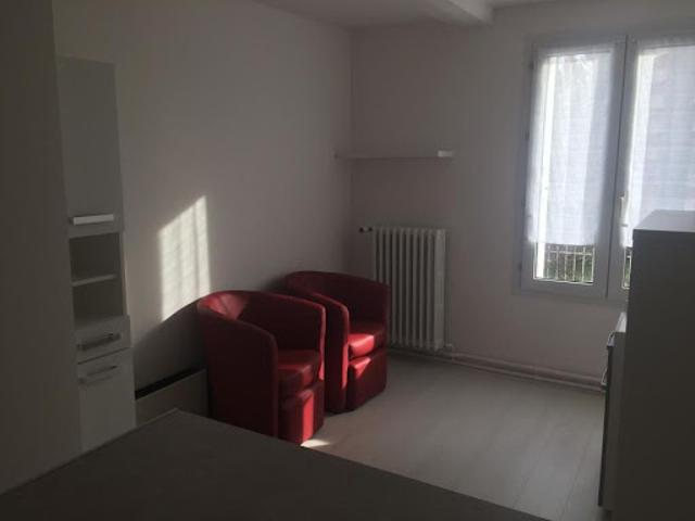 Location Appartement 2 pièces 28 m2 Cergy