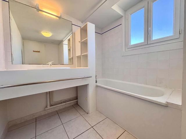 Location Appartement 2 pièces 28m² BORDEAUX 33300