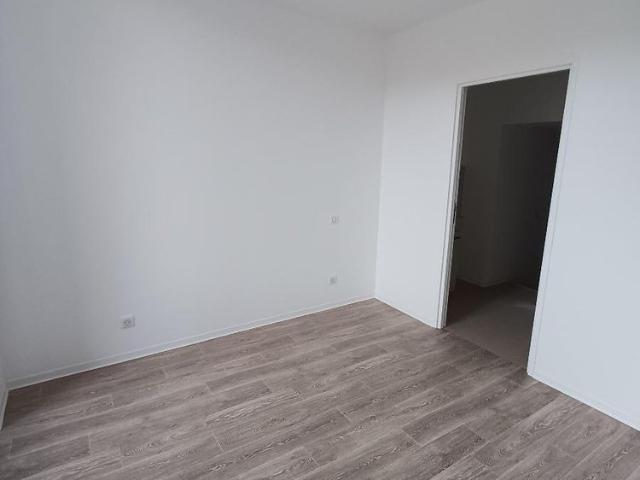 Location Appartement 2 pièces 28m² MILLAU 12100