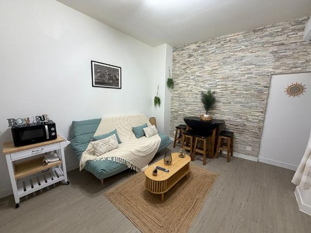 Location Appartement 2 pièces 28m² NIMES 30000