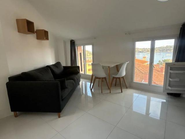 Location Appartement 2 pièces 28m² VILLEFRANCHE SUR MER 06230