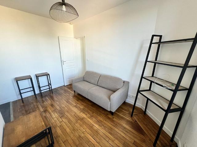 Location appartement 2 pièces, 29.44m², Thiais