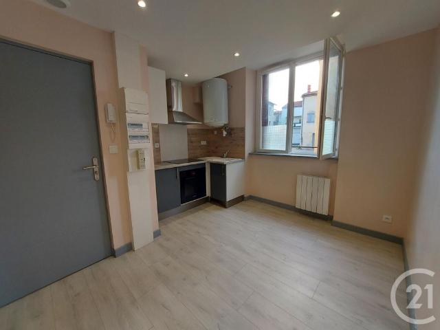 Location Appartement 2 pièces 29m² GANNAT 03800