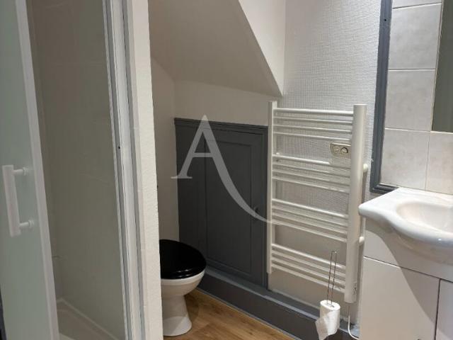 Location Appartement 2 pièces 29m² FONTENAY LE COMTE 85200