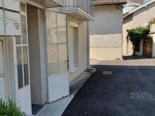 Location Appartement 2 pièces 29m² LA TRONCHE 38700