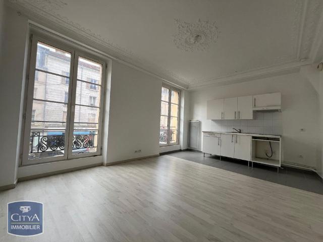 Location Appartement 2 pièces 29m² VERSAILLES 78000