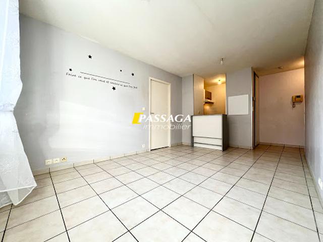 Location Appartement 2 pièces 33.96 m2 Rodez