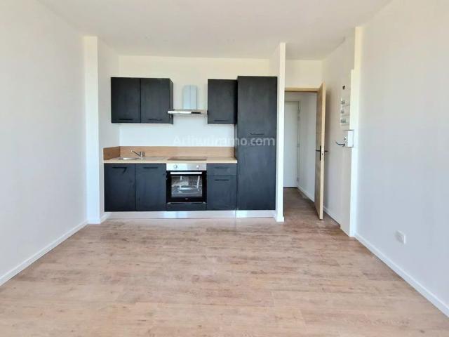 Location Appartement 2 pièces 33 m2 à Callas