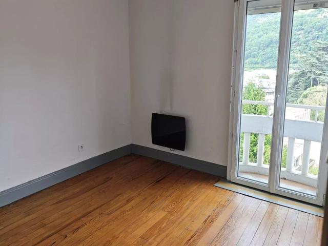 Location Appartement 2 pièces 33 m2 à Foix