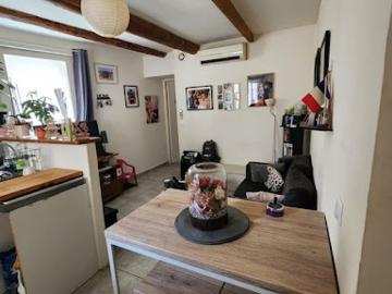 Location Appartement 2 pièces 33 m2 Saint Geniès de Comolas