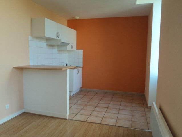 Location Appartement 2 pièces 33m² COGNAC 16100
