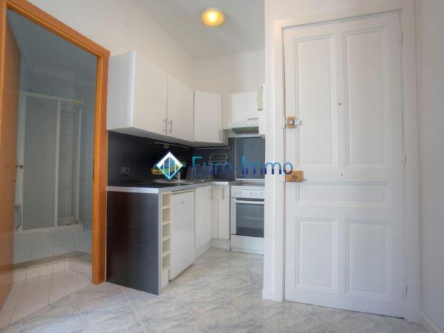 Location Appartement 2 pièces 33m² BEAUSOLEIL 06240
