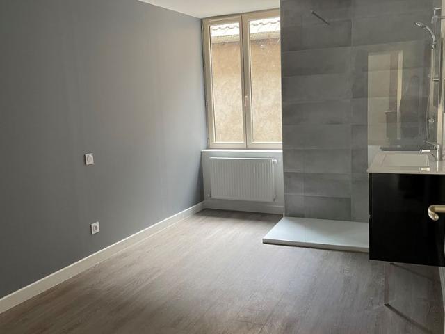 Location Appartement 2 pièces 33m² MARCIGNY 71110