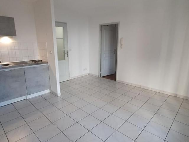 Location Appartement 2 pièces 33m² NANCY 54000
