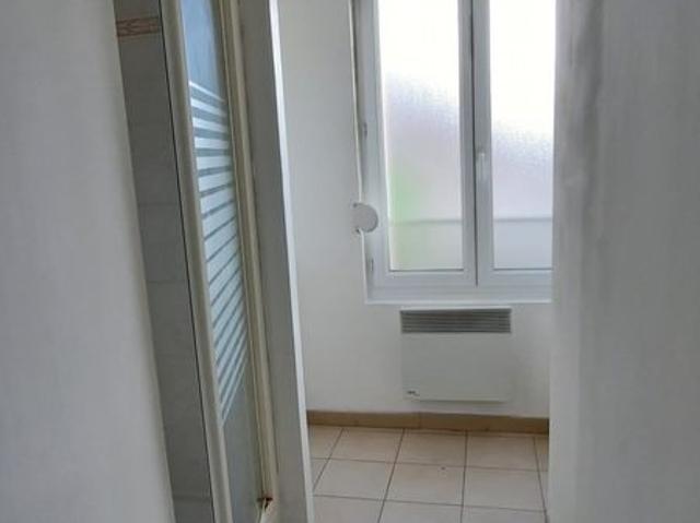 Location Appartement 2 pièces 33m² NEUVILLE ST REMY 59554