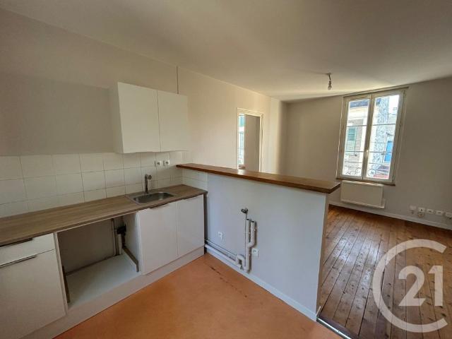 Location Appartement 2 pièces 33m² NEMOURS 77140