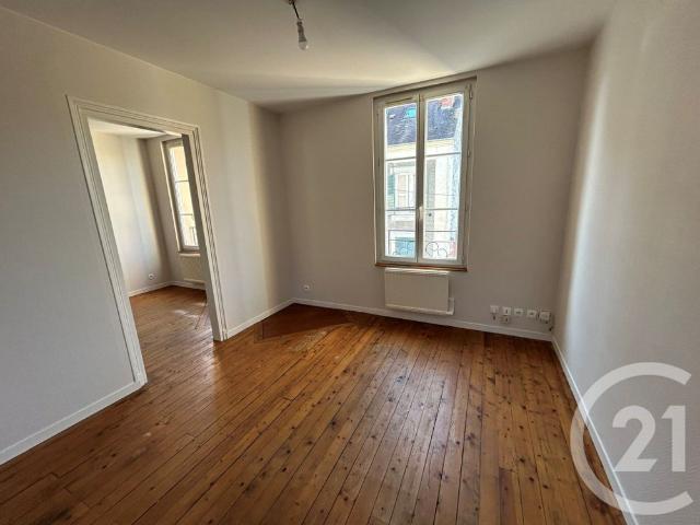 Location Appartement 2 pièces 33m² NEMOURS 77140