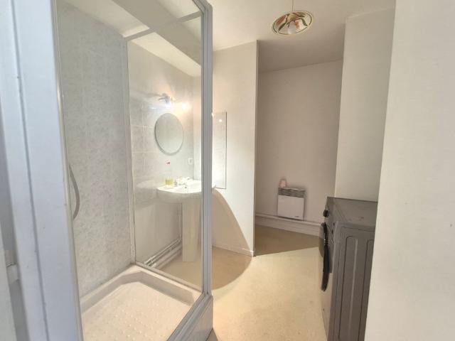 Location Appartement 2 pièces 33m² ST POL SUR TERNOISE 62130