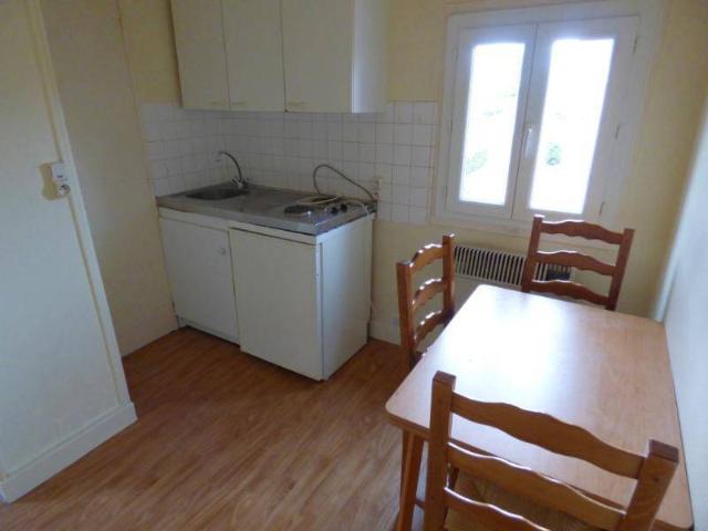 Location appartement 2 pièces 30.41 m² à Charnay lès Mâcon 71850 5 445 €