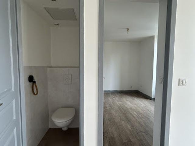 Location Appartement 2 pièces 30.42 m2 Angerville