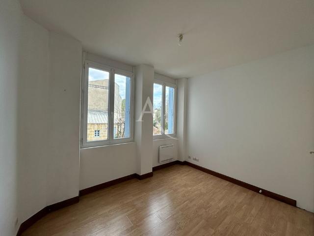 Location appartement 2 pièces, 30.61m², Jonzac