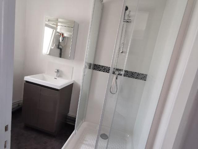 Location appartement 2 pièces, 30.04m², Rochefort