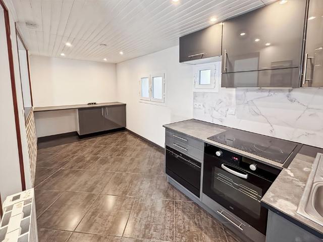 Location appartement 2 pièces, 30.28m², Corbeil Essonnes