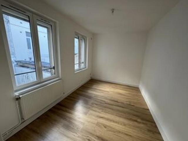 Location Appartement 2 pièces 30 m2 à Saint Quentin