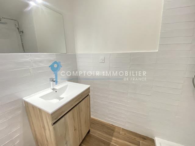 Location Appartement 2 pièces 30 m2 Lunel