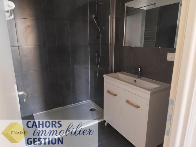Location Appartement 2 pièces 30m² CAHORS 46000