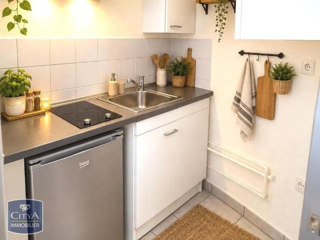 Location Appartement 2 pièces 30m² CARPENTRAS 84200