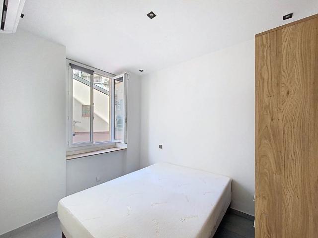 Location Appartement 2 pièces 30m² NICE 06300