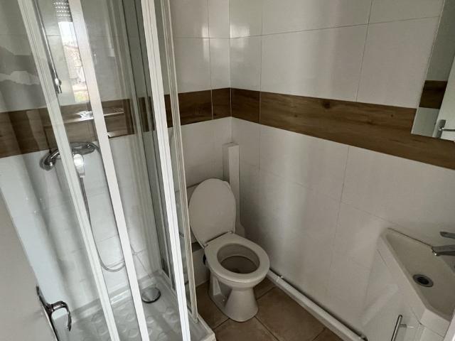 Location Appartement 2 pièces 30m² ST MAUR DES FOSSES 94100