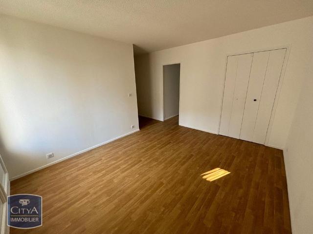 Location Appartement 2 pièces 30m² PAU 64000