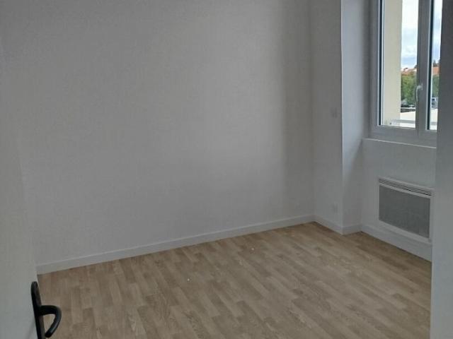 Location appartement 2 pièces, 31.63m², Machecoul Saint Même