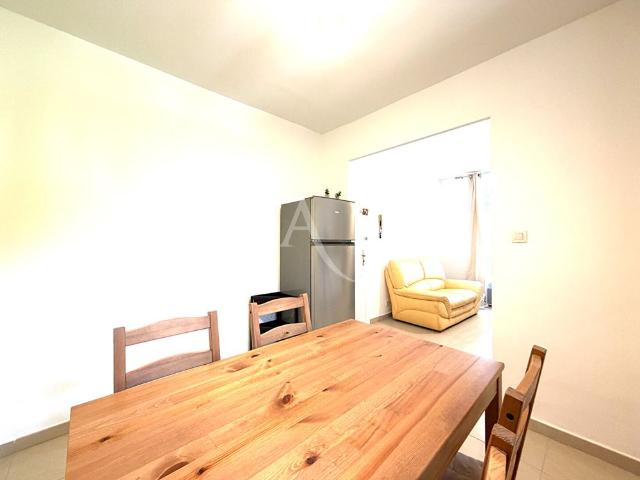 Location appartement 2 pièces, 31.77m², Manosque