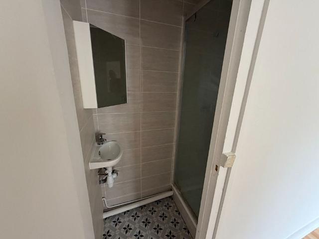 Location appartement 2 pièces, 31.26m², Issy les Moulineaux